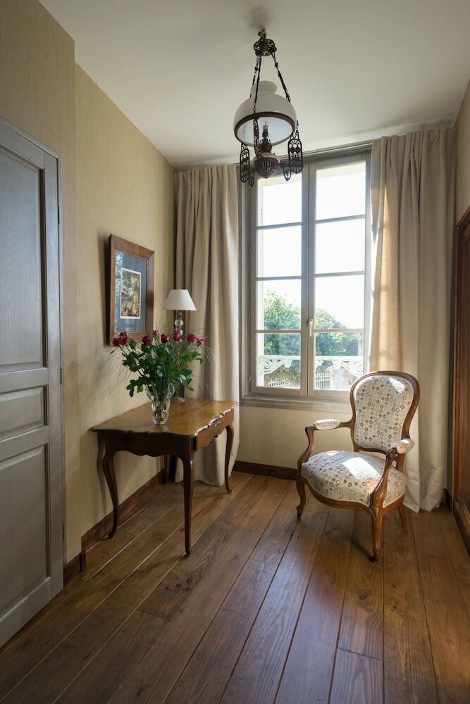 Hotel Chambre D'h�tes La Tillaie