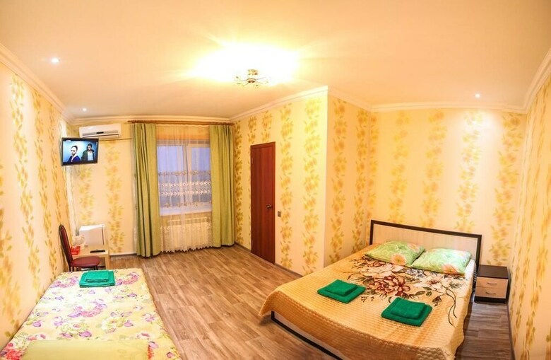 Hotel Mega