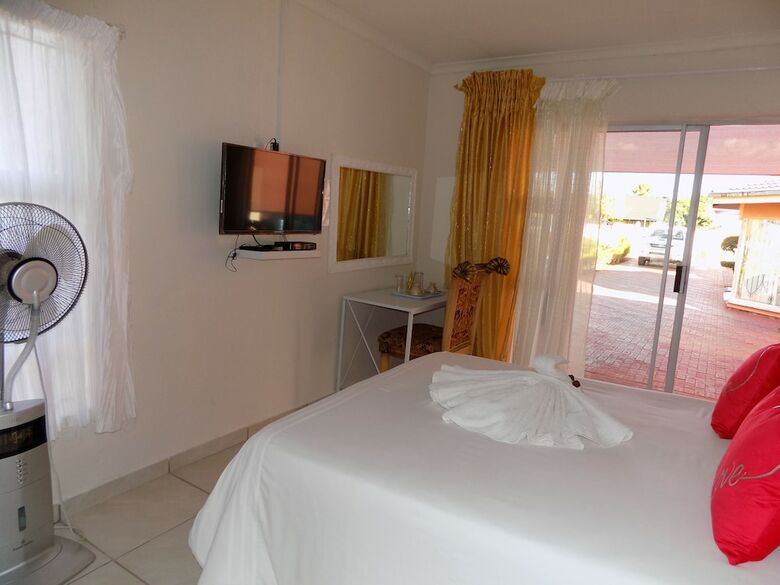 Hotel Joezebel Guest House