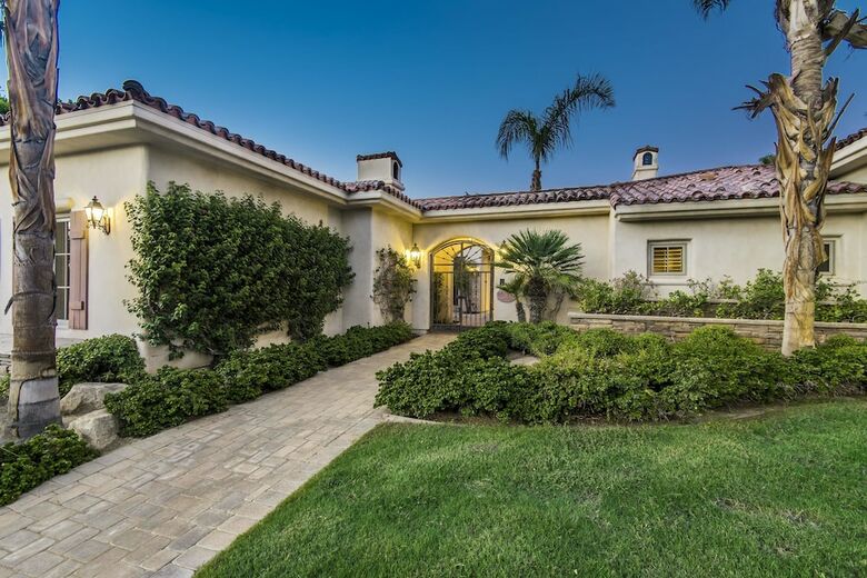 Villa Rat Pack Retreat - Four Bedroom Home