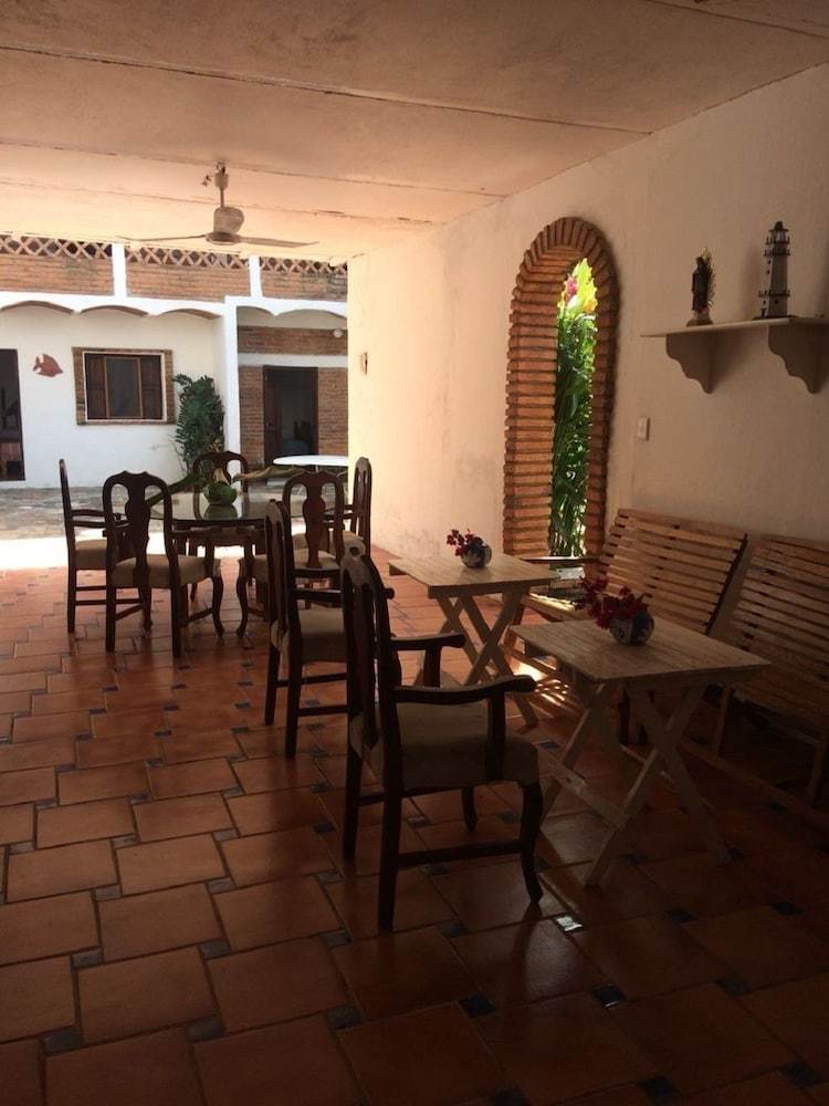 Hotel Lo De Chata Hosteria