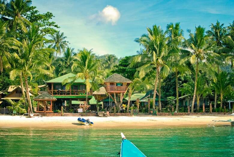 Hotel Ausan Beach Front Cottage And Restaurant