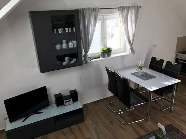Apartamentos Miraka