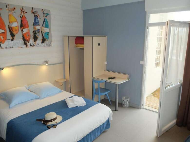 Hotel H�tel Les Pins