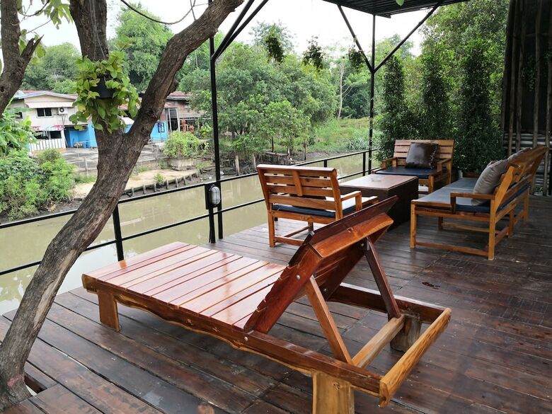 Hotel Baan Canalee