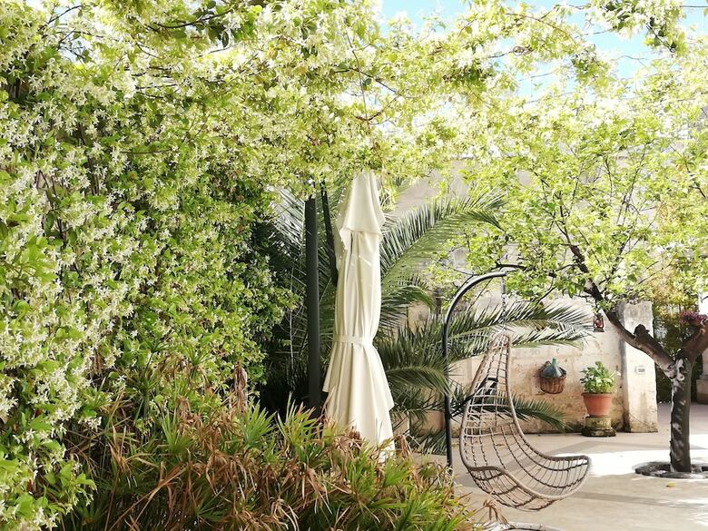 Hotel Agor� Suites & Apartments
