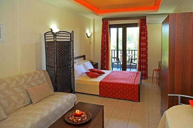 Aparthotel Dionysos Apartments