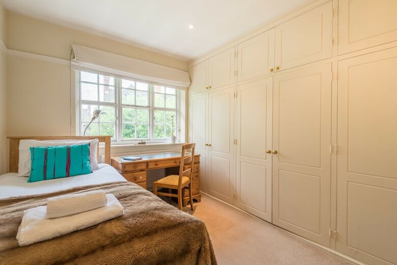 Charming Golders Green Home By Hampstead Heath