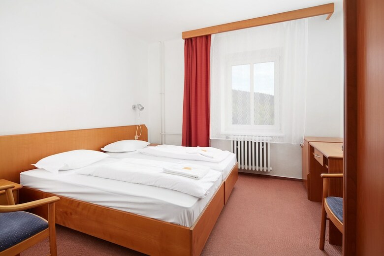 Hotel ?ervenohorsk� Sedlo