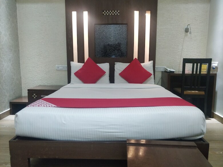 Hotel Oyo 14416 De Oriell