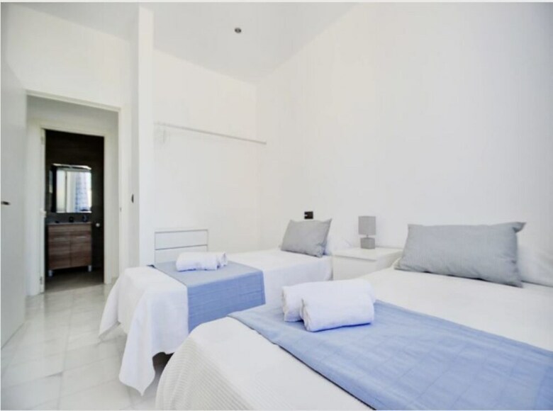 105744 -  Villa In Marratx�