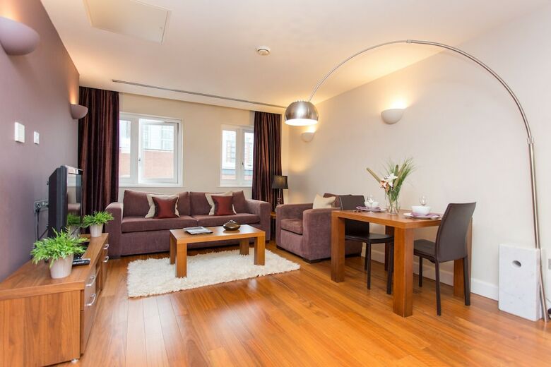 Aparthotel The Chambers - Park Place - Apartments