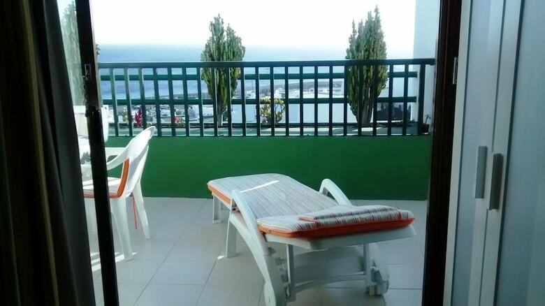 102025 -  Apartment In T�as
