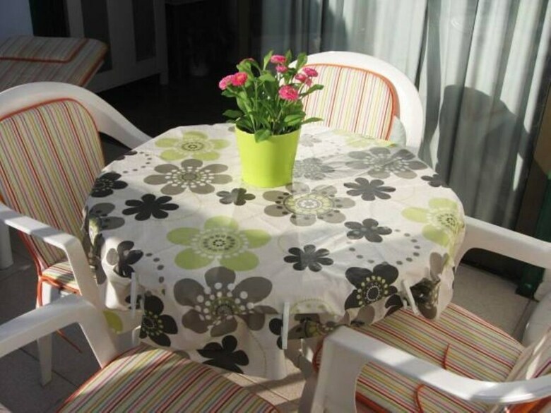102025 -  Apartment In T�as