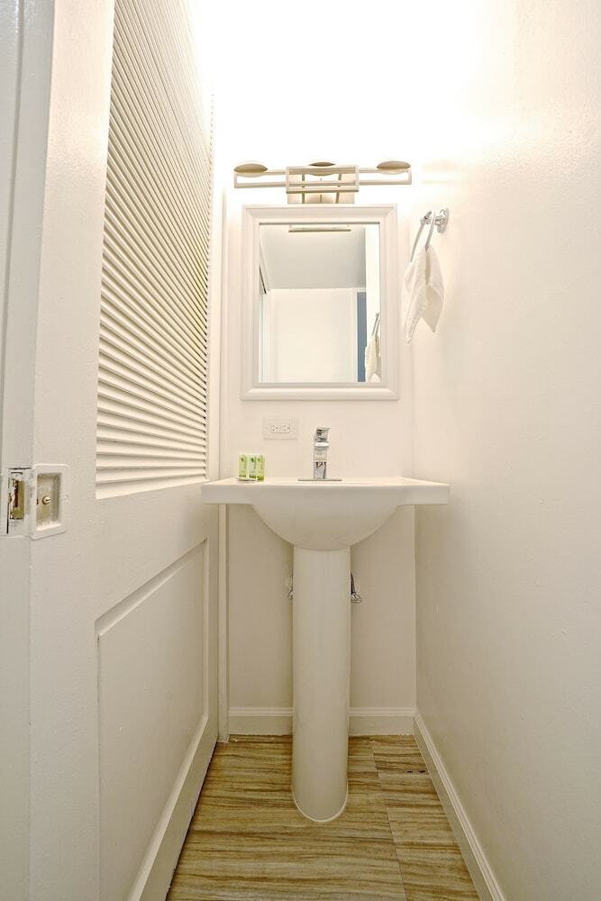 Apartamentos Waikiki Garden Villa