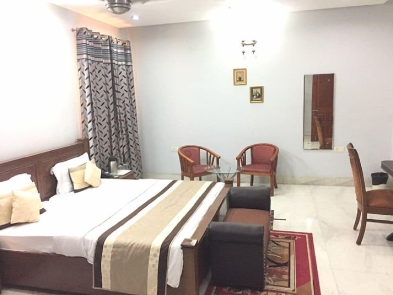 Angel Nri Hotel