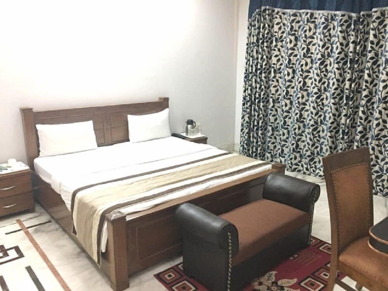 Angel Nri Hotel