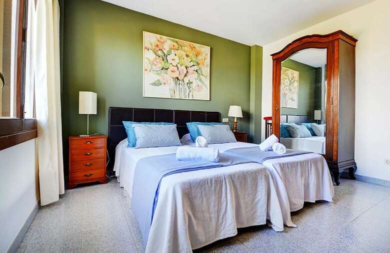104197 -  Villa In Santa Ponsa