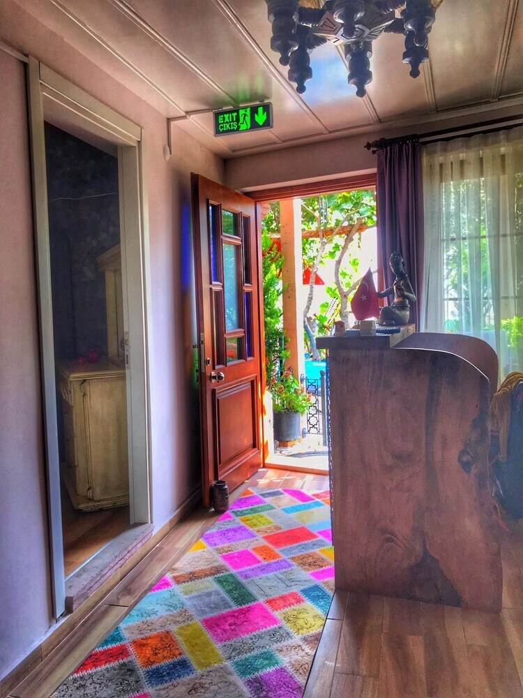 Hotel Cunda Thelara Otel