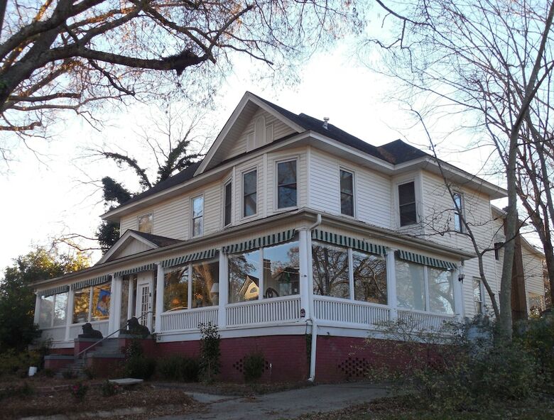 Niagara Tour Company B&B
