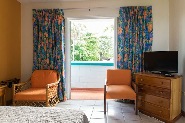 Apartamentos Point Village Studios And Suites