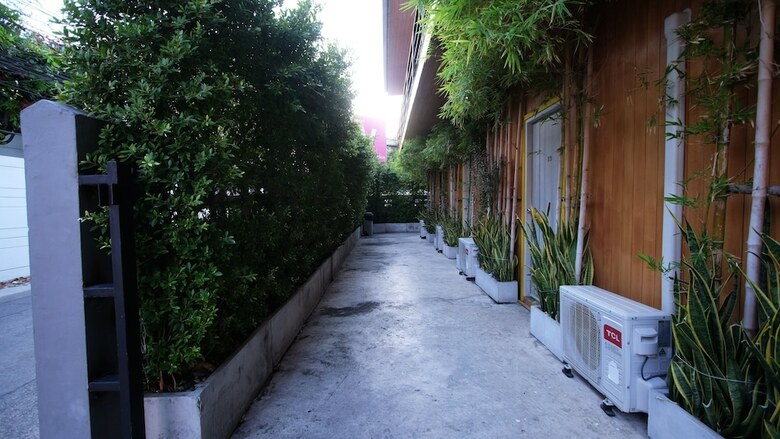 Hotel Resort V - Mrt Huai Khwang