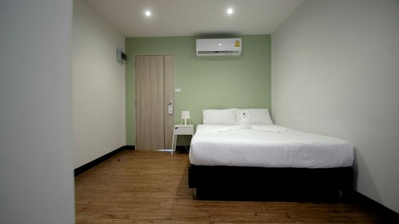 Hotel Resort V - Mrt Huai Khwang