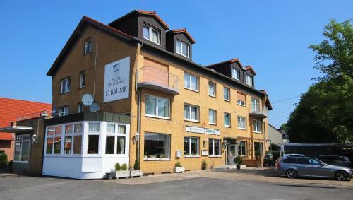 Hotel 12 B�ume