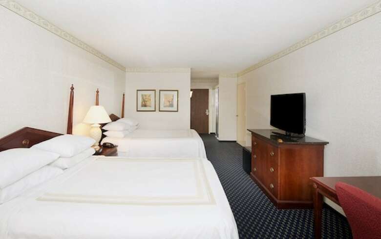Jackson Downtown Convention Center Hotel