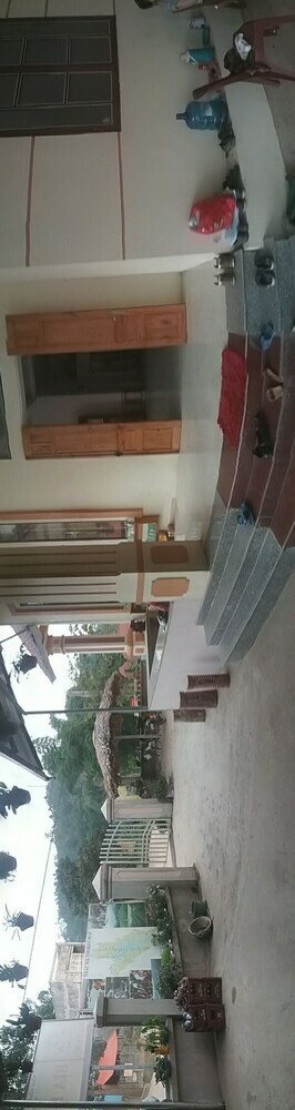 Hostal Thac Ba Family Homestay