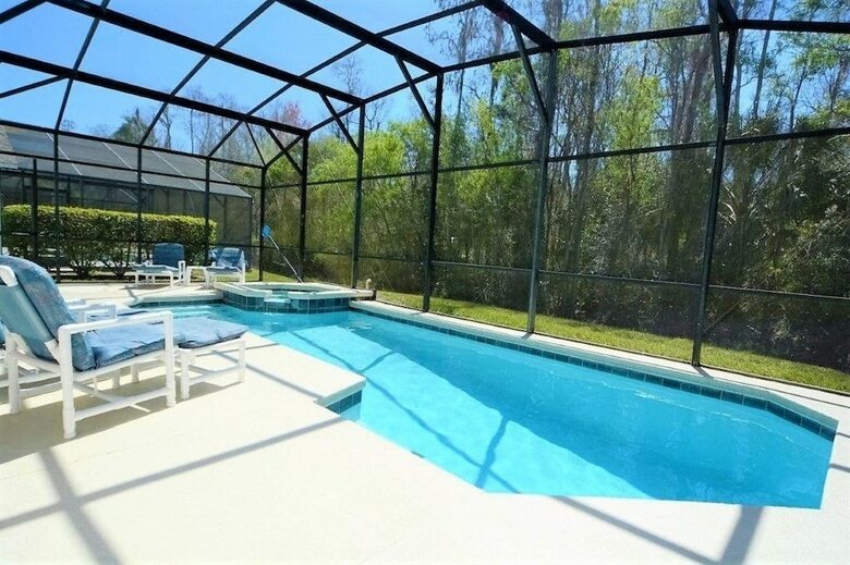 Cumbrian Lakes 4666 - Five Bedroom Villa With Private Pool