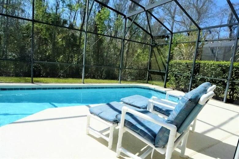 Cumbrian Lakes 4666 - Five Bedroom Villa With Private Pool