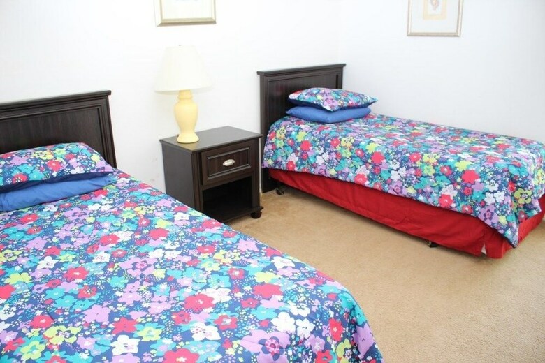 Florida Pines 195 - Four Bedroom Villa With Private Pool