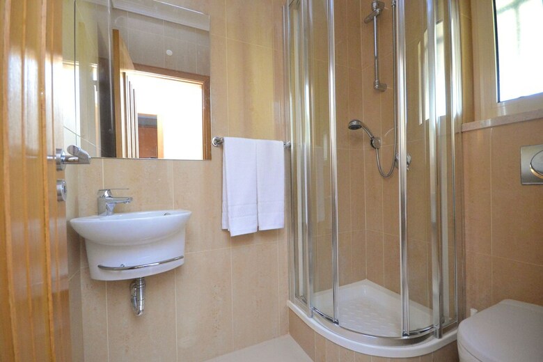 Apartamentos Millennium Plaza Al