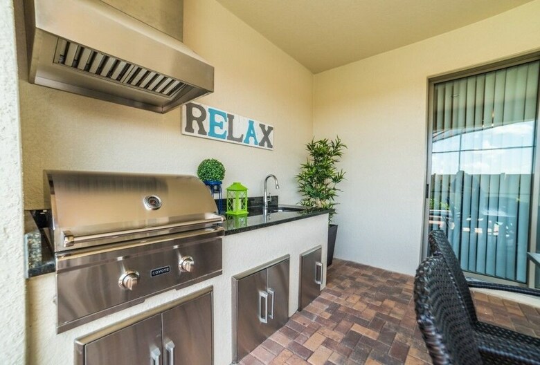 Windsor At Westside 8861 - Six Bedroom Villa With Private Pool
