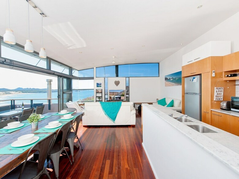 Apartamentos The Deckhouse, 22/26 One Mile Close
