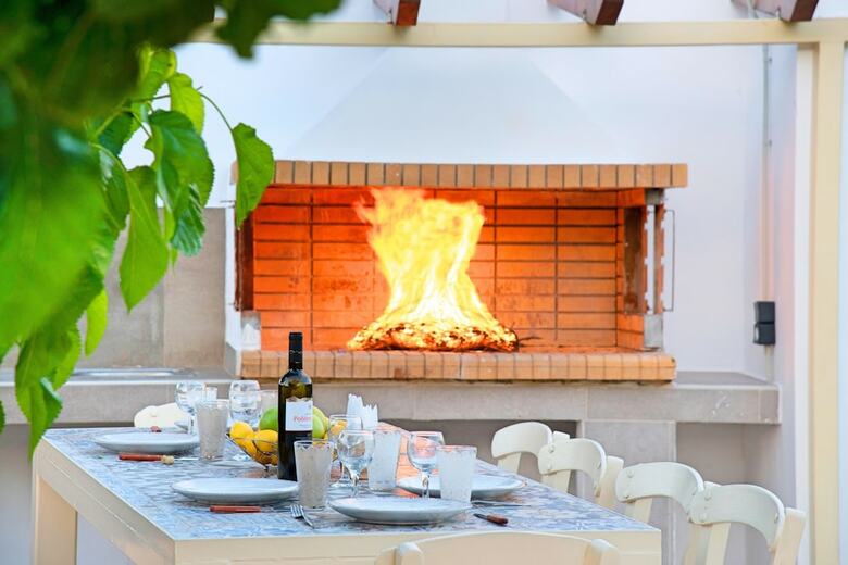 Cretan Sunrise Villa With Heated Pool