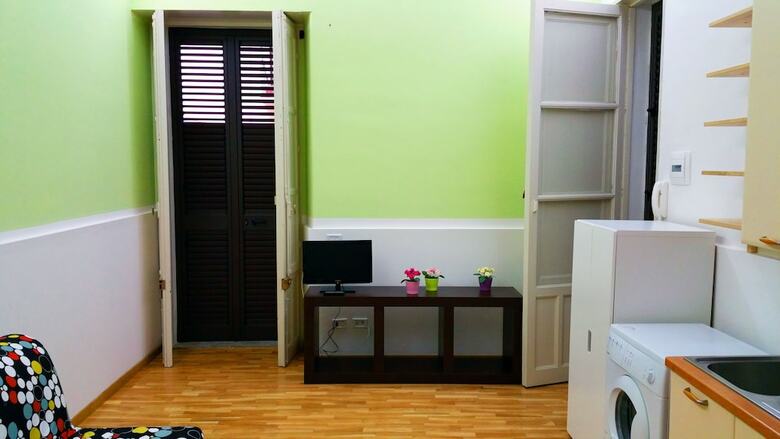 Apartment Happy