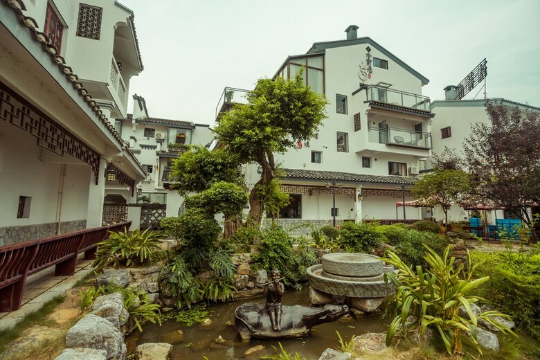 Shui Yun Ju Hotel Resort