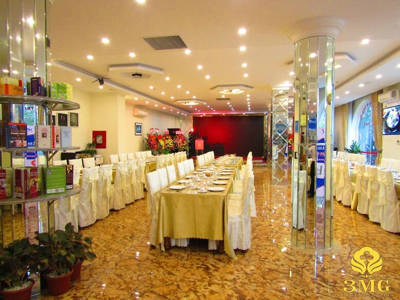 3mg Lakeside Hotel