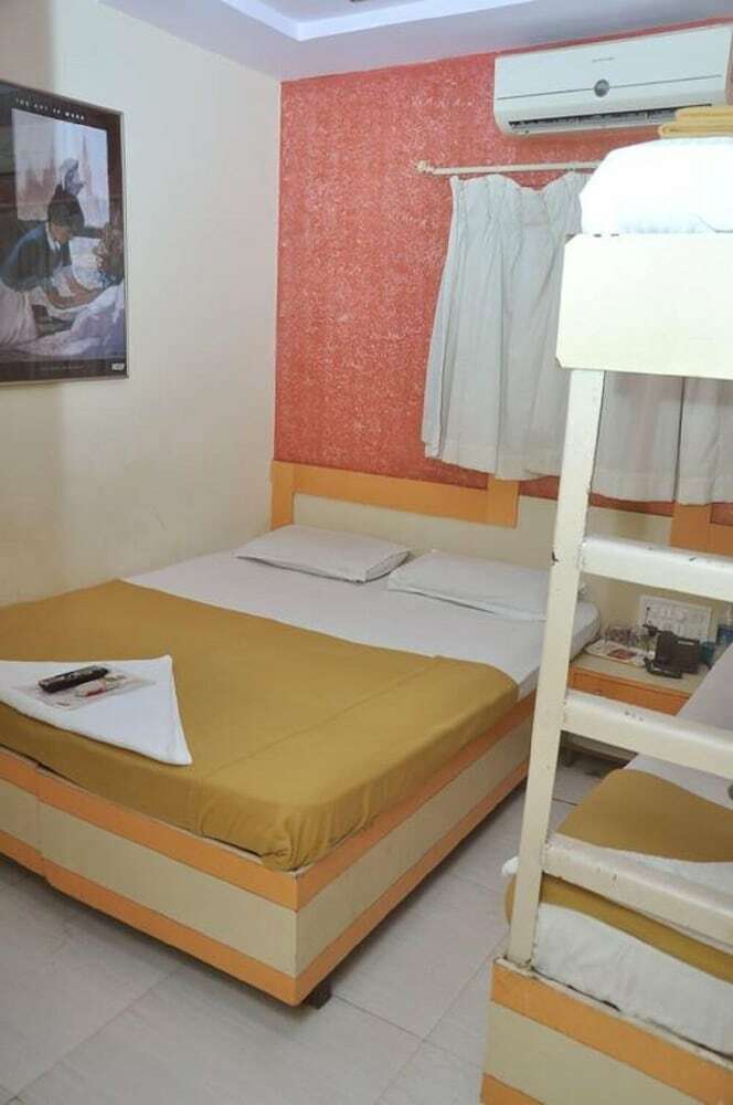 Hotel Room Maangta 127 - Andheri