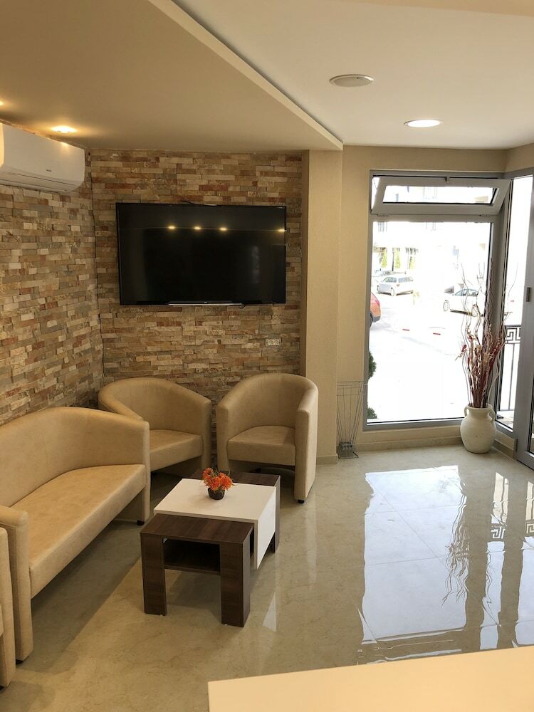 Aparthotel Almare Apartments  Budva