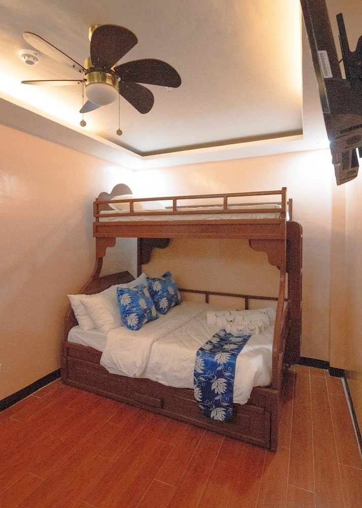 Hotel Skylodge Resort