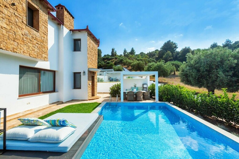 Aparthotel Villa D'oro - Luxury Villas & Suites