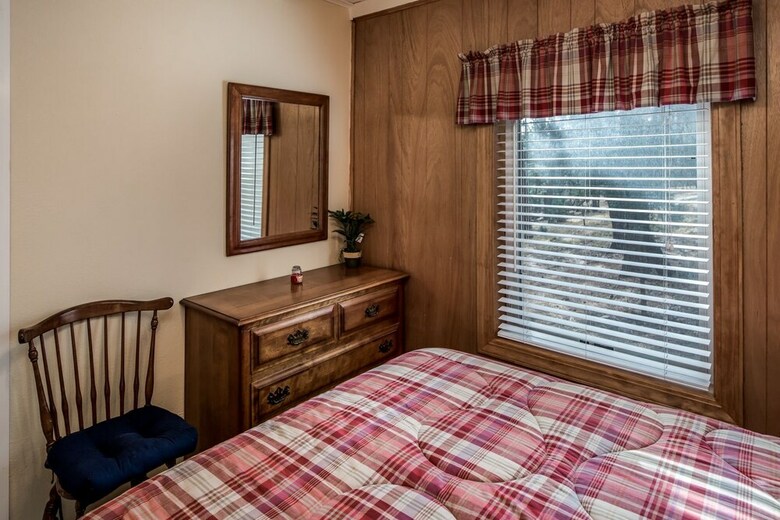 Linn Haven - Three Bedroom Cabin