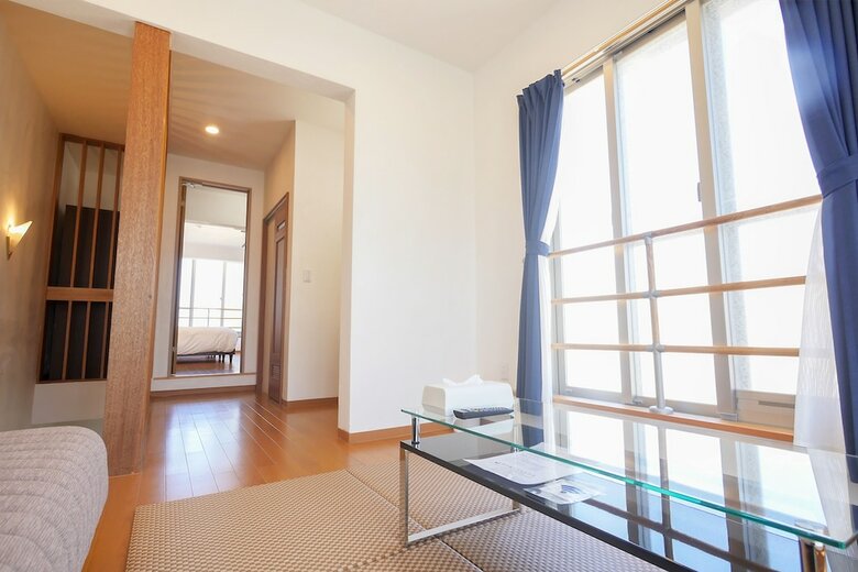 Miyakojima Terrace House