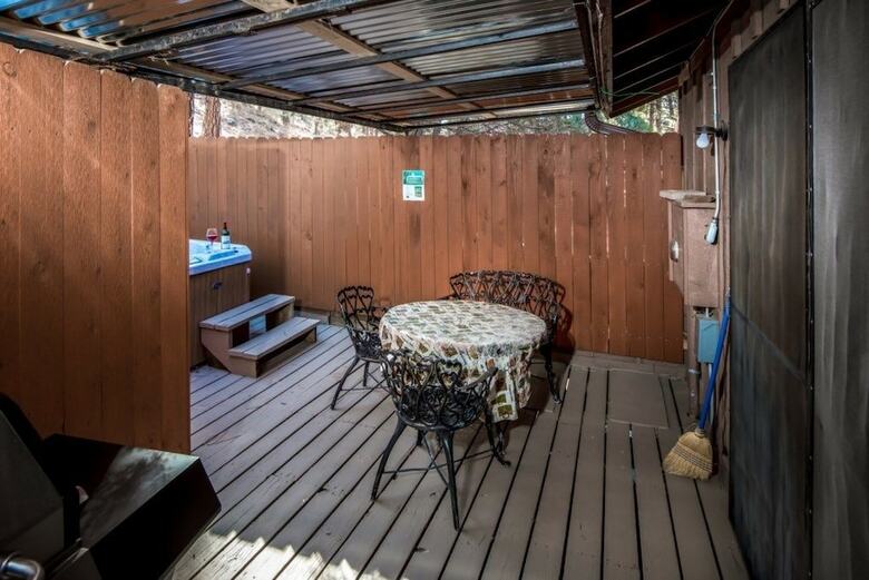 Timbers Two - Two Bedroom Cabin