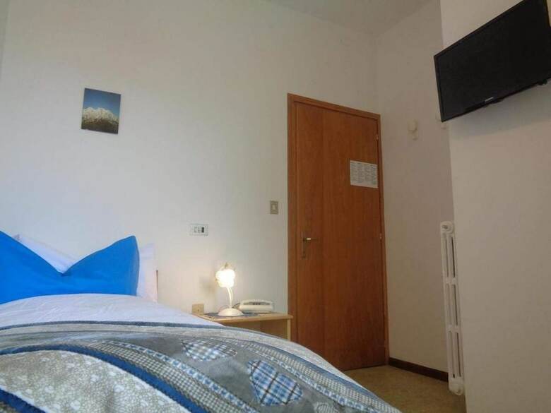 Suisse Hotel