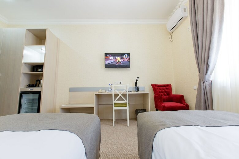 Navruz Hotel