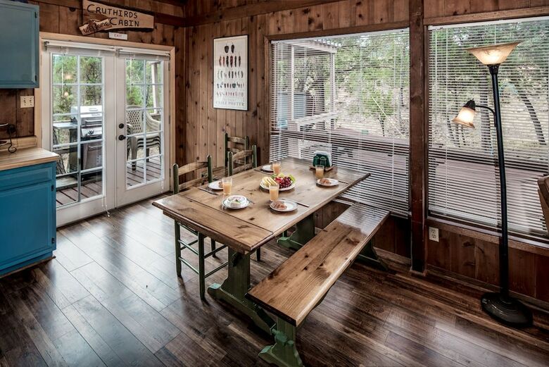 Cruthirds - Three Bedroom Cabin